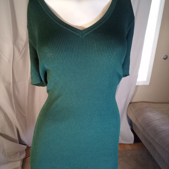 Joe Fresh Dark Green Knitwear - Picture 1 of 3